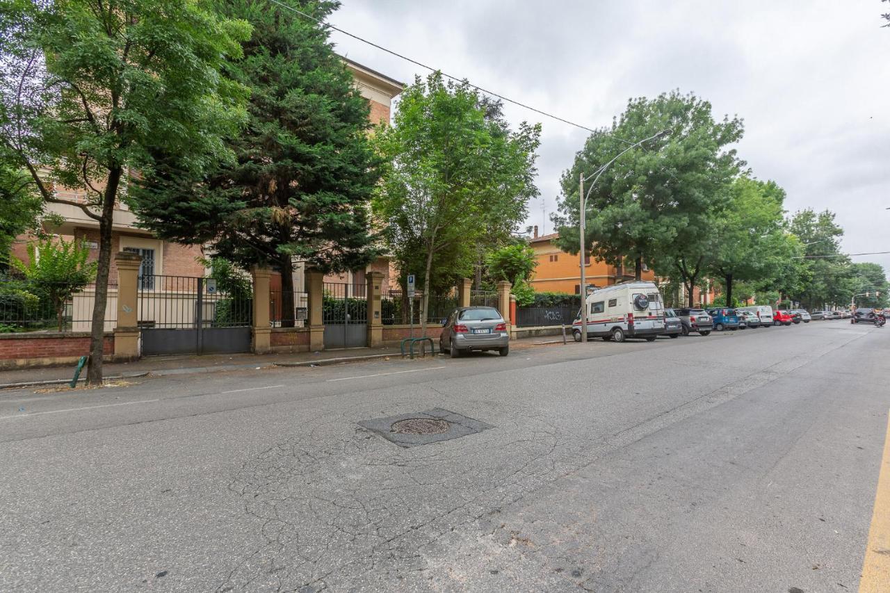 Bolognina Bright Apartment Near The Station Bologna Esterno foto